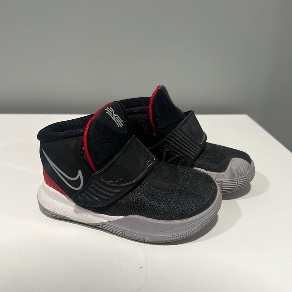 Toddler shoes